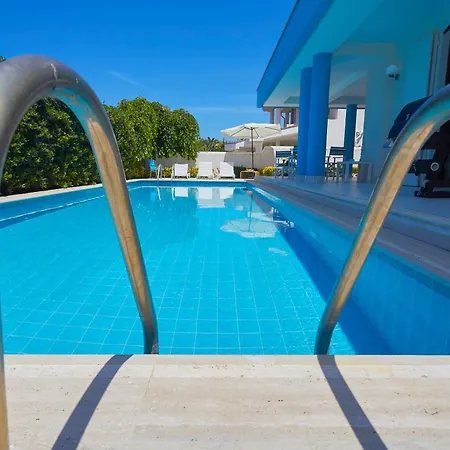 Apartment Costantino In Con Piscina Trappeto (Sicily)